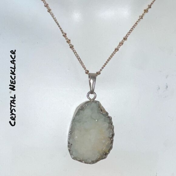 Natural Quartz Necklace - Picture 1 of 12